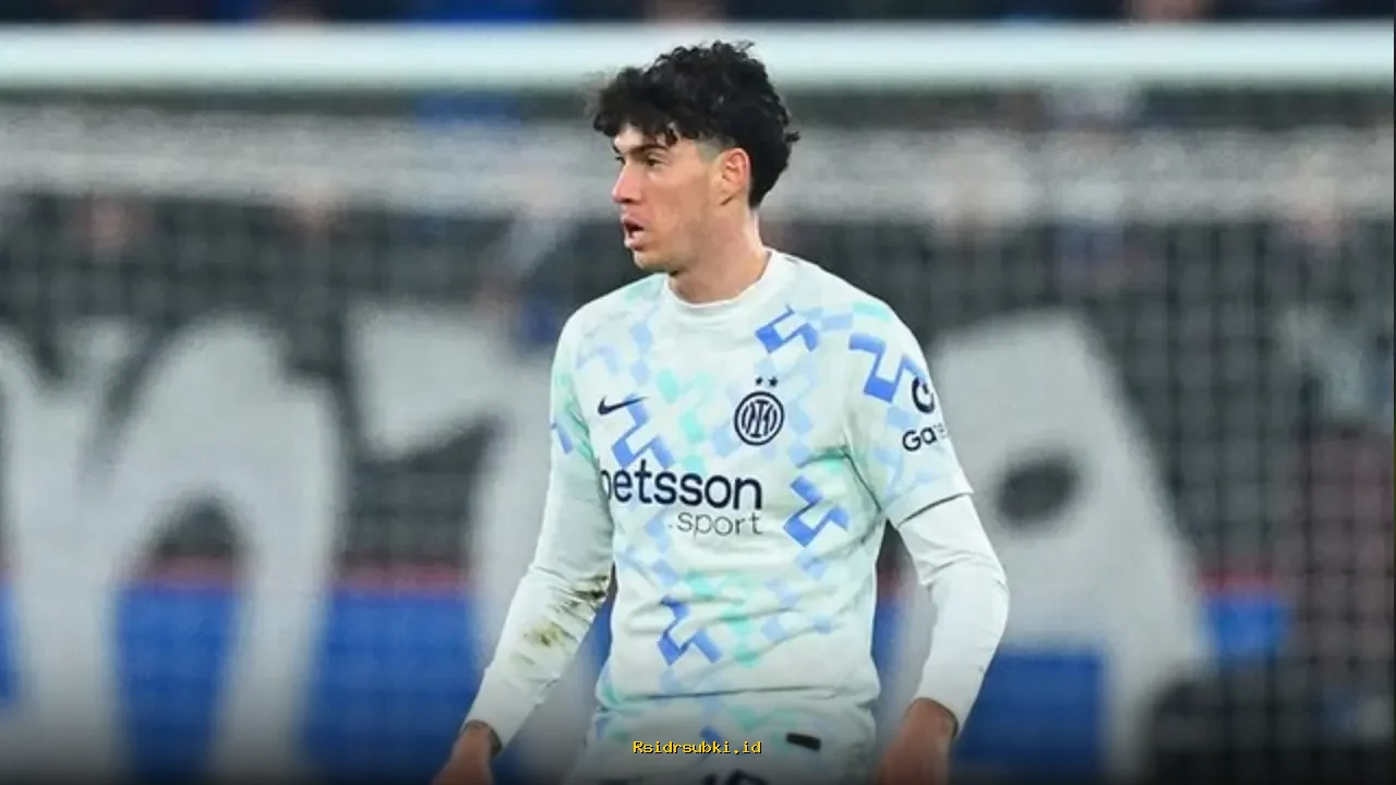 Alessandro Bastoni Pilih Setia di Inter Milan, Tolak Rayuan Barcelona!