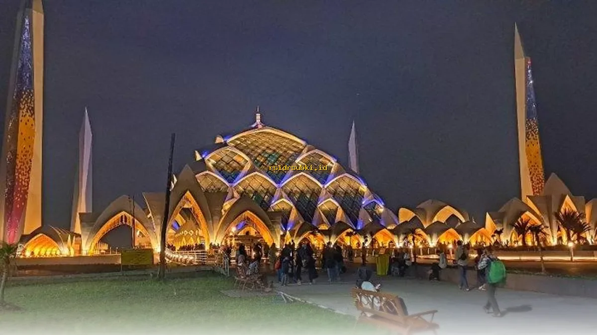 Jadwal Buka Puasa Pekanbaru 23 Februari 2026: Doa Berbuka Lengkap & Waktu Imsak Akurat