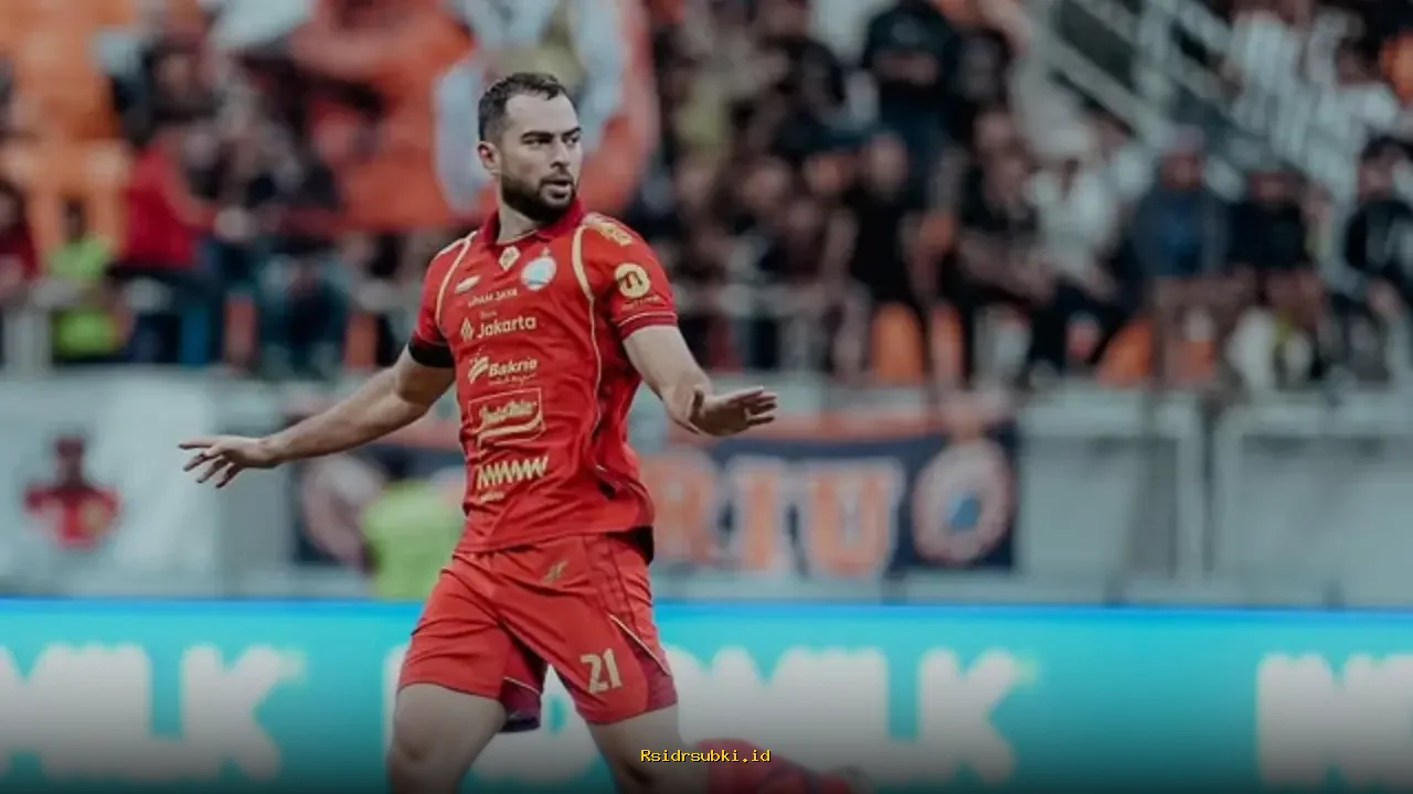 Jordi Amat Siap Pertahankan Momentum Kemenangan Saat Malut United Hadapi Persija!